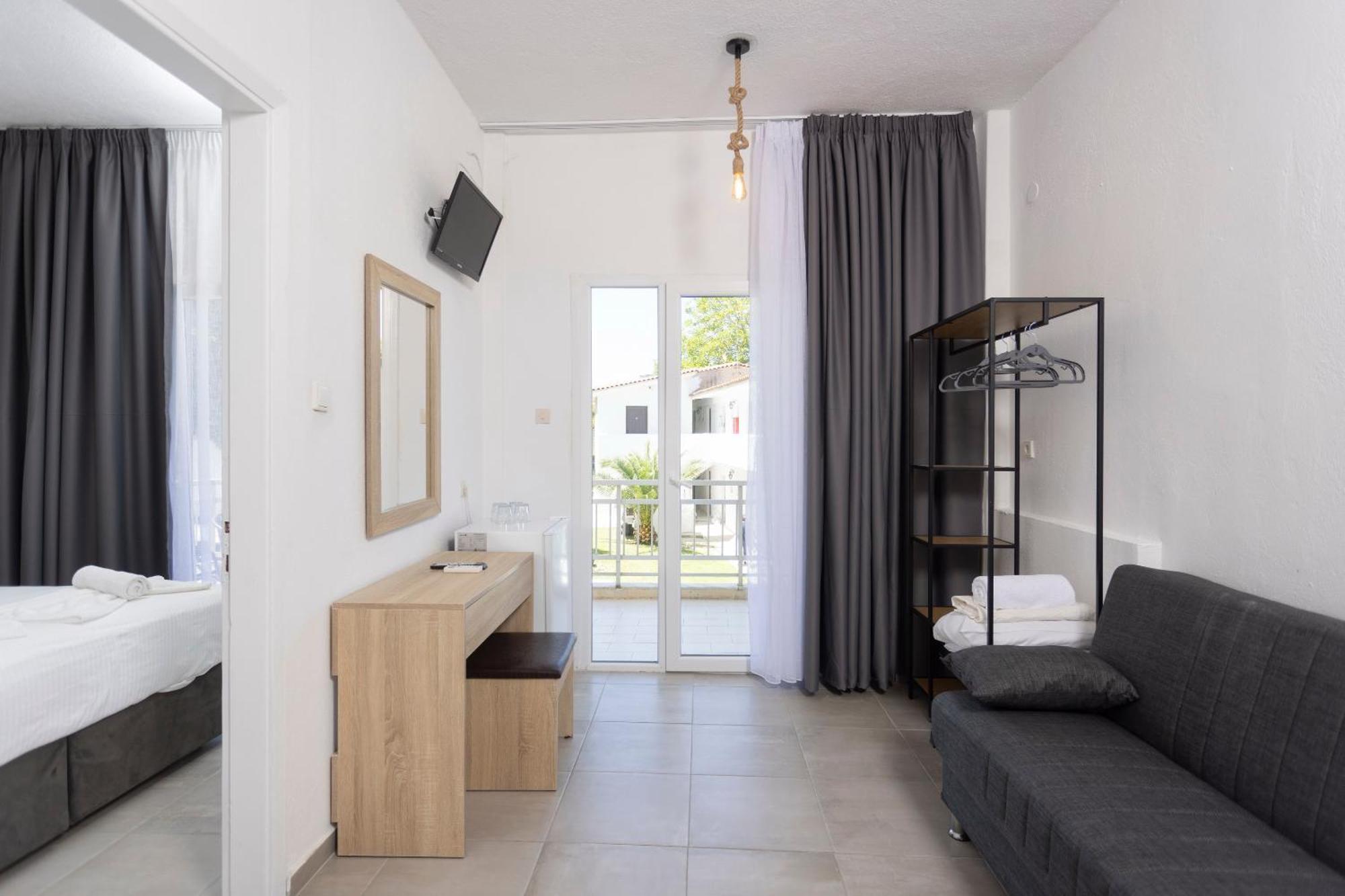 Jenny, Siviri Otel Dış mekan fotoğraf